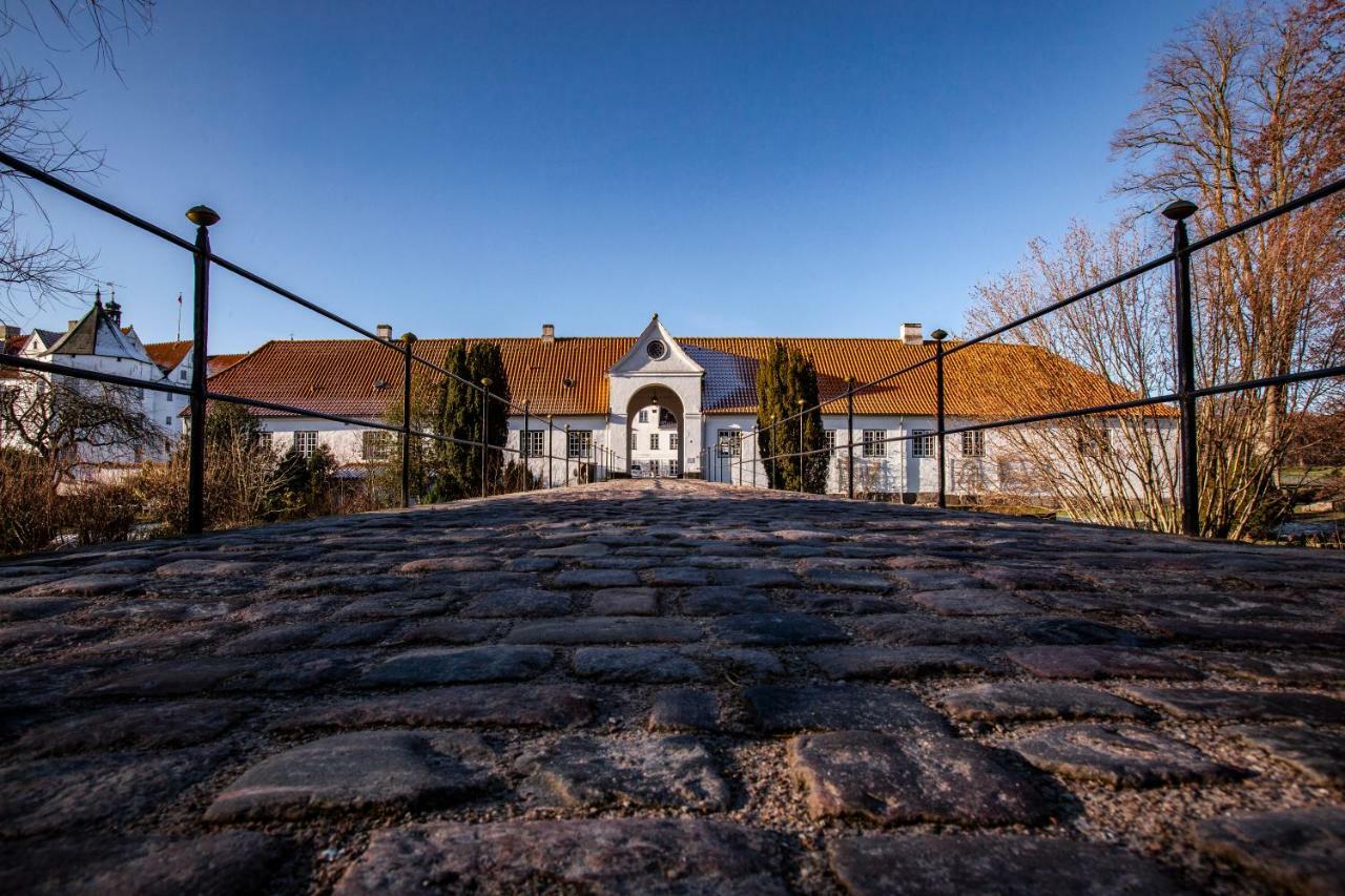Schloss Gluecksburg Apartment ภายนอก รูปภาพ